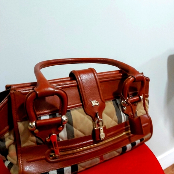 Burberry check manor large - Picture 1 of 5